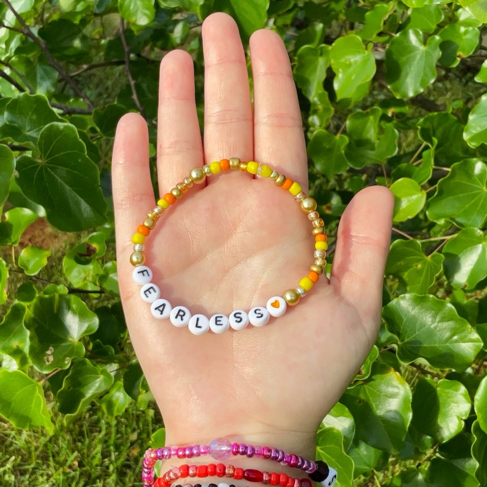 Taylor Swift Fearless Handmade Bracelet - Picture 2 of 5